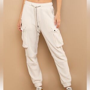 NWOT POL Oatmeal knit joggers Size M